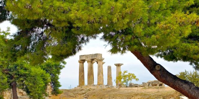 Athens to Delphi private tour-Greece Athens Tours
