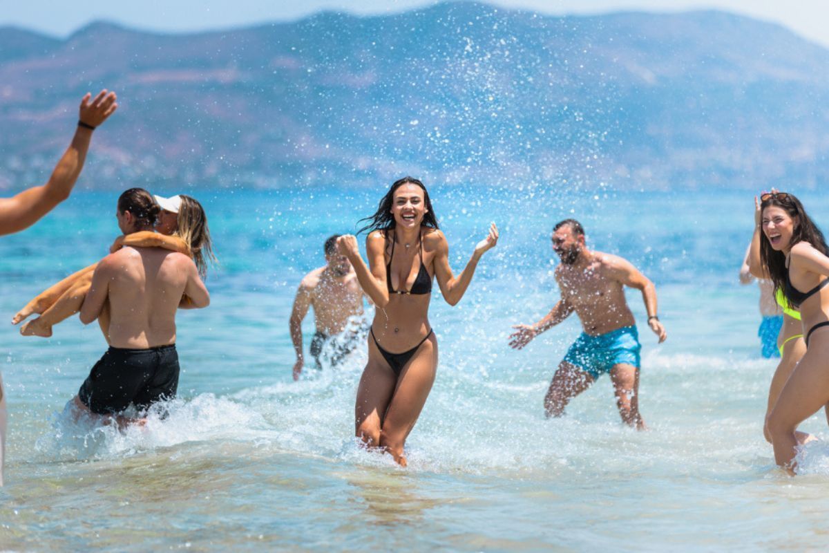 athens swimming cruise