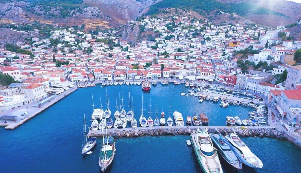 how many days to spend in athens, greece?